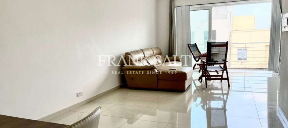 Квартира с 1 спальней в Гзира, Мальта № 10249 4