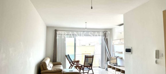 Квартира с 1 спальней в Гзира, Мальта № 10249 3