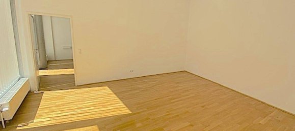 2 rooms Commercial property in Dobling, Austria No. 225718 2