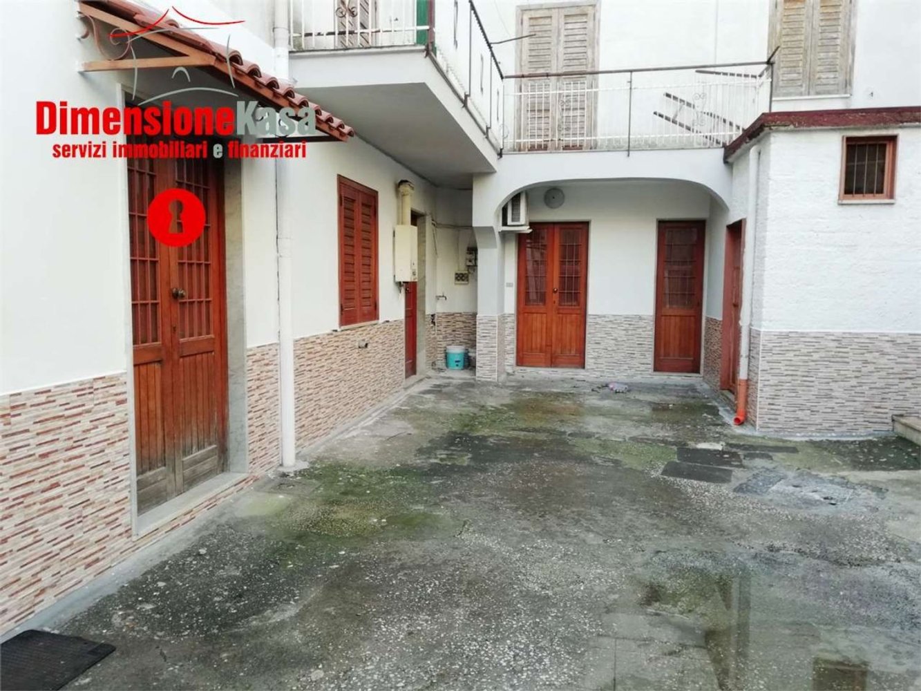 3 rooms Apartment in Cimitile, Italy No. 153424