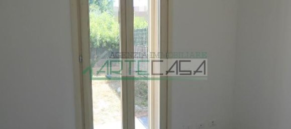 Apartamento de 3 divisões em Pontedera, Italy N.º 23799 9
