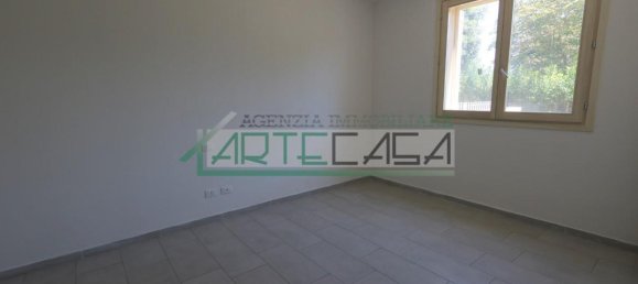 Apartamento de 3 divisões em Pontedera, Italy N.º 23799 6