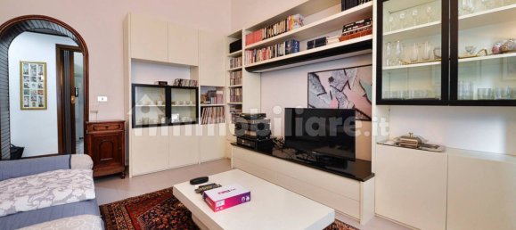 2 bedrooms Apartment in Milan, Italy No. 365939 7