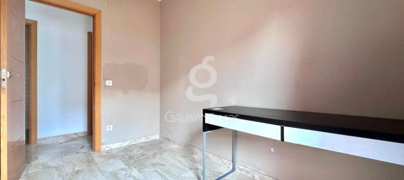 3 bedrooms Apartment in Cornella De Llobregat, Spain No. 158397 15