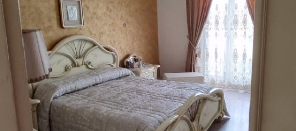 5 rooms House in Palagonia, Italy No. 238210 4