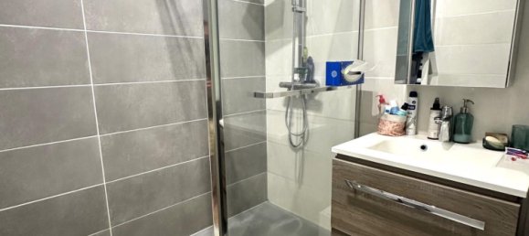 2 Schlafzimmer Wohnung in Orleans, France, Nr. 316272 5