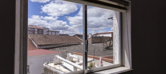 340m² Building in Castelo Branco, Portugal No. 58527 12