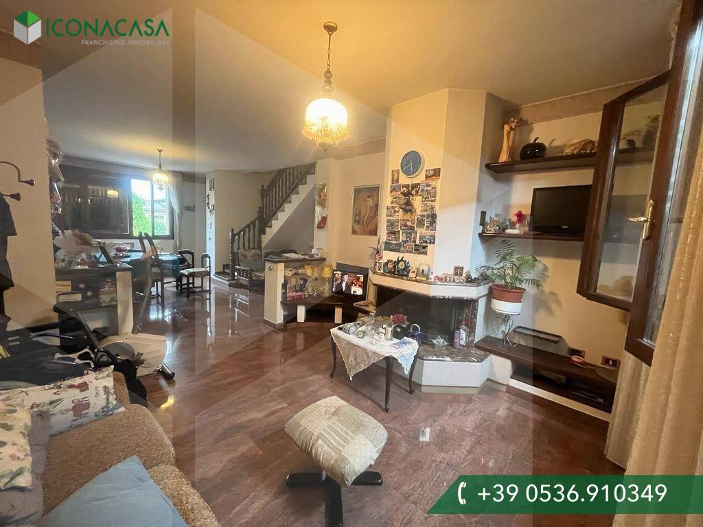 Квартира с 4 комнатами в Фьорано Моденесе, Италия № 33629