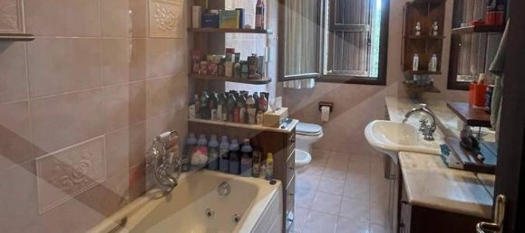 Квартира с 4 комнатами в Фьорано Моденесе, Италия № 33629 16