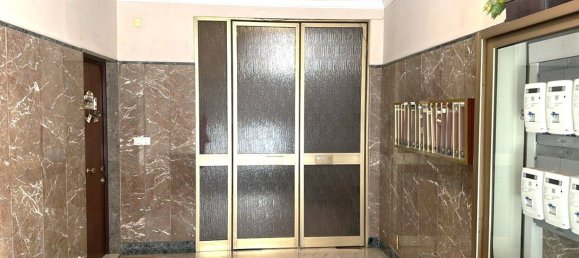 2 Schlafzimmer Wohnung in Catania, Italy, Nr. 370232 3