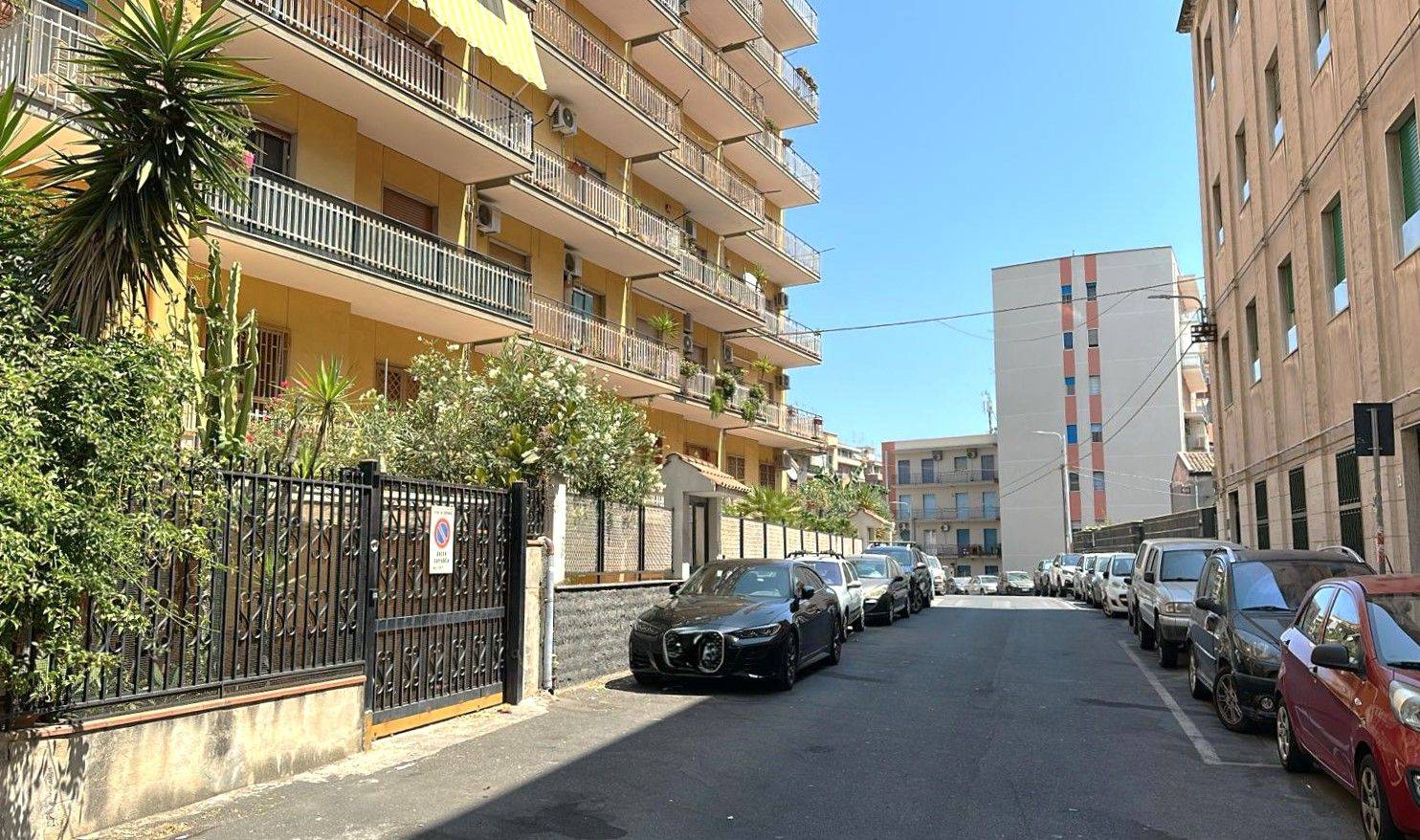 2 Schlafzimmer Wohnung in Catania, Italy, Nr. 370232