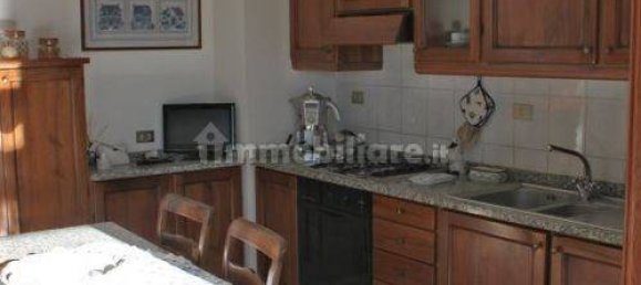 5-salle Appartement à Poppi, Italy No. 108855 5