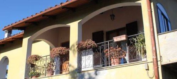 5-salle Appartement à Poppi, Italy No. 108855 17