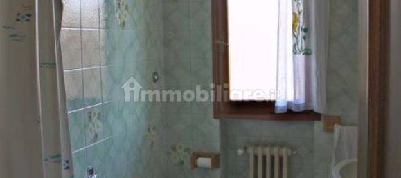 5-salle Appartement à Poppi, Italy No. 108855 15