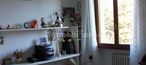 5-salle Appartement à Poppi, Italy No. 108855 11