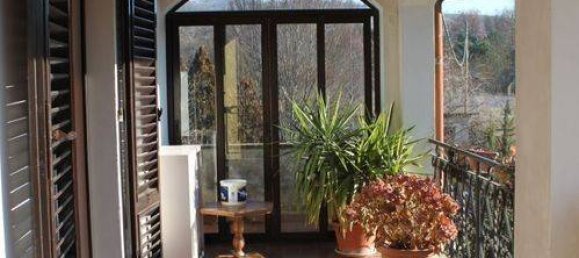 5-salle Appartement à Poppi, Italy No. 108855 7