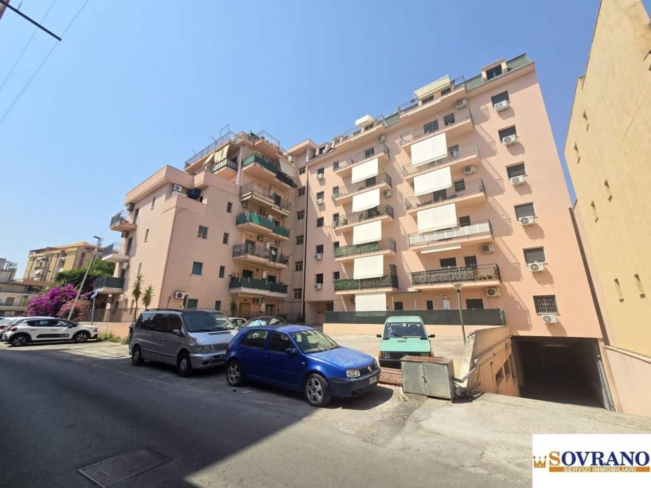 Propriété commerciale à Bagheria, Italy 18m² No. 323340