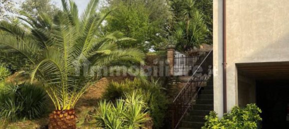 Casa de 4 dormitorios en Loreto Aprutino, Italy No. 81715 26