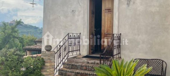 Casa de 4 dormitorios en Loreto Aprutino, Italy No. 81715 15