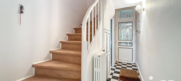 5 bedrooms House in Montargis, France No. 239782 7