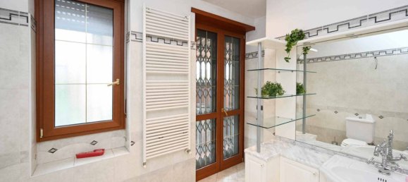 3 Schlafzimmer Villa in Settimo Torinese, Italy, Nr. 103620 12