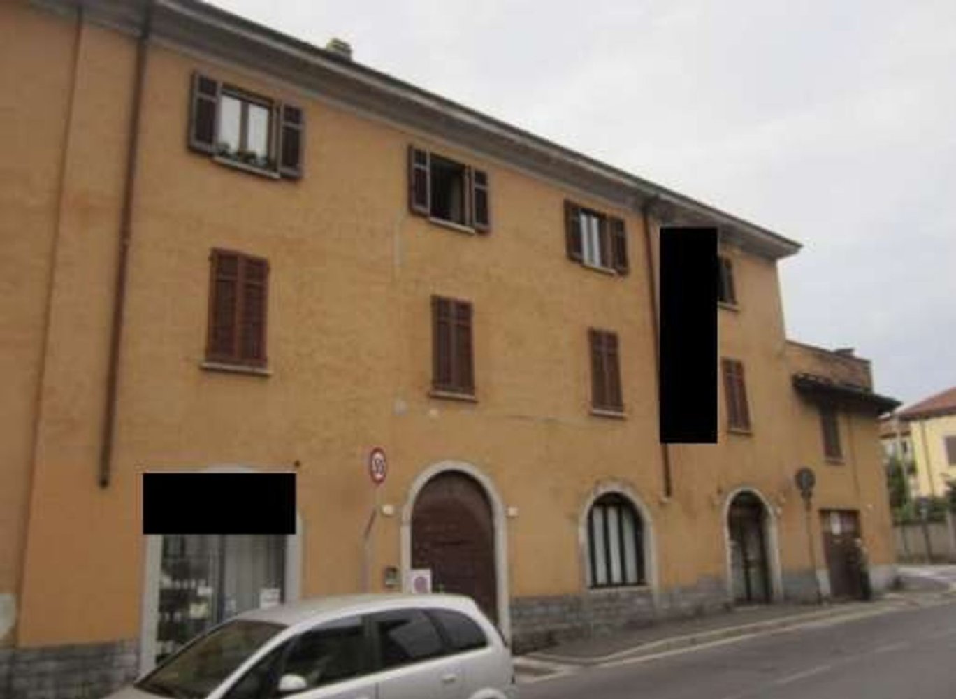 2 rooms Apartment in Como, Italy No. 6761