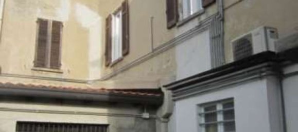 2 rooms Apartment in Como, Italy No. 6761 5