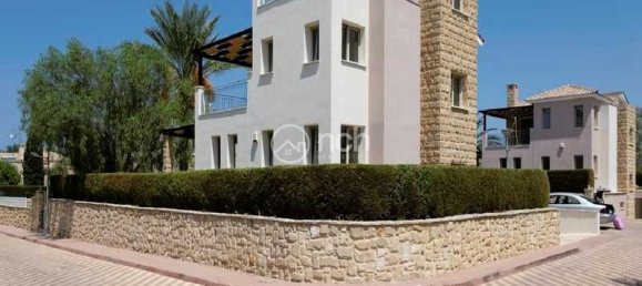 3 bedrooms Villa in Polis, Cyprus No. 13648 3