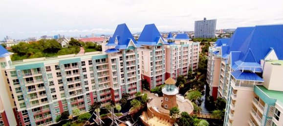 2 bedrooms Condo in Pattaya, Thailand No. 145 4