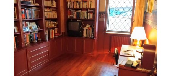 Villa de 4 dormitorios en Chieti, Italy No. 252448 2