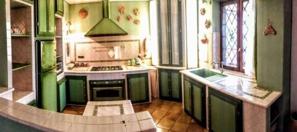 Villa de 4 dormitorios en Chieti, Italy No. 252448 5