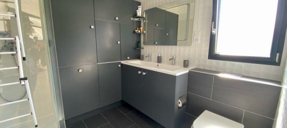 2 Schlafzimmer Haus in Yves, France, Nr. 335911 12