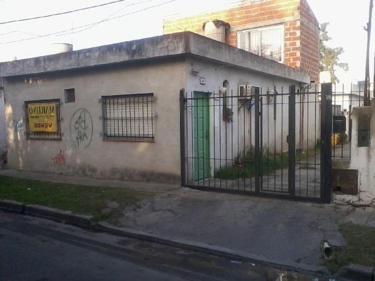 Casa T2 em Hurlingham, Argentina N.º 87244