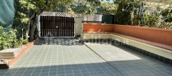 2 bedrooms Apartment in Rosignano Marittimo, Italy No. 207689 2