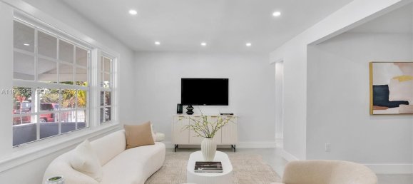 4 bedrooms Villa for sale in Miami, Miami-Dade, Florida, USA № 614424 6