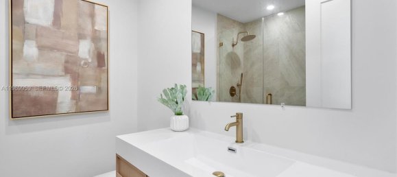 4 bedrooms Villa for sale in Miami, Miami-Dade, Florida, USA № 614424 26