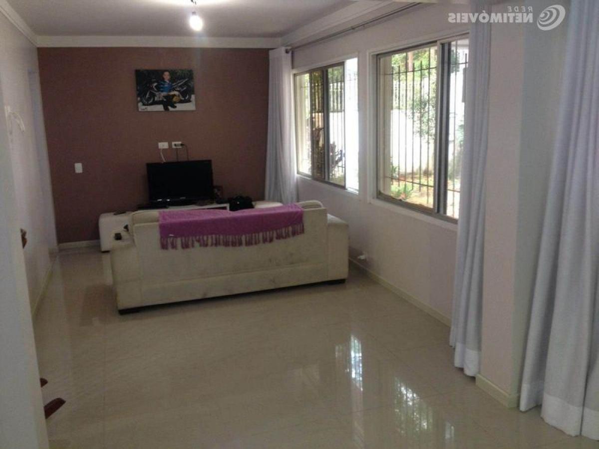 Casa de 4 dormitorios en Sao Paulo, Brazil No. 591629