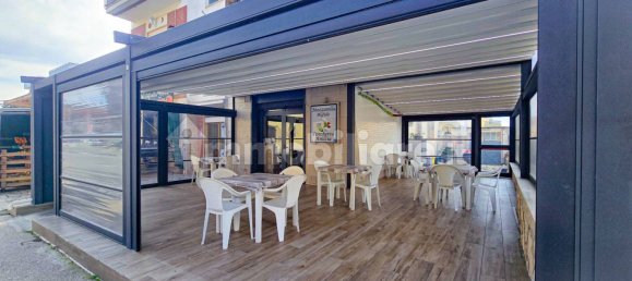 1 room Commercial property in Anzio, Italy No. 313441 2