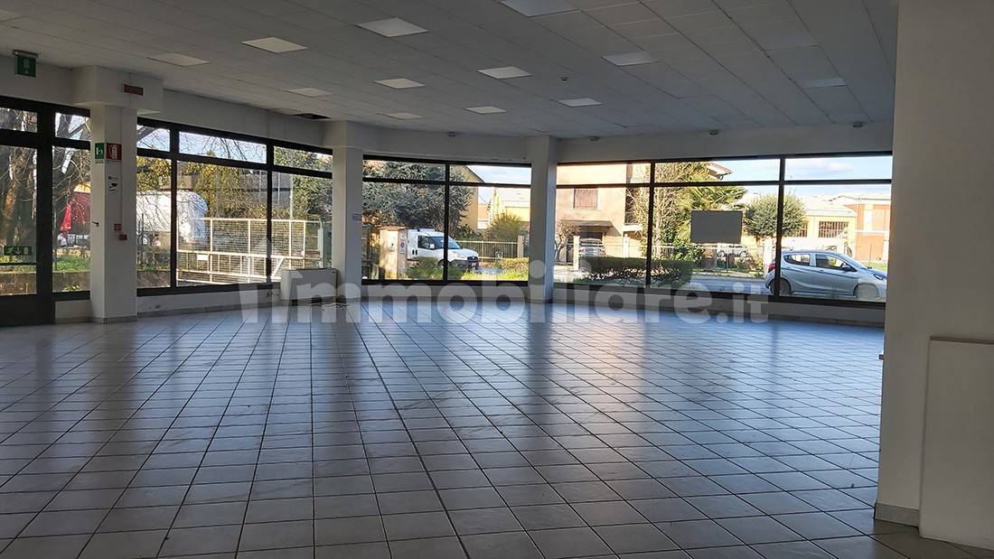 2 rooms Warehouse in Casalmaggiore, Italy No. 4967