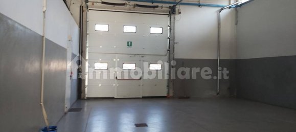 2 rooms Warehouse in Casalmaggiore, Italy No. 4967 5