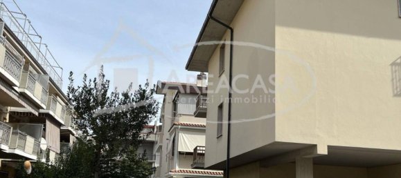 13 rooms Villa in Alba Adriatica, Italy No. 142410 3