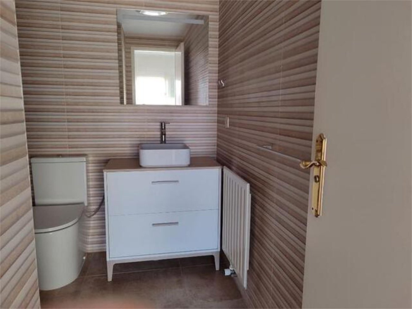 5 bedrooms Townhouse in Badajoz, Spain No. 270035