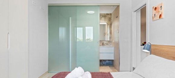 Apartamento de 2 dormitorios en Alicante, Spain No. 63953 9