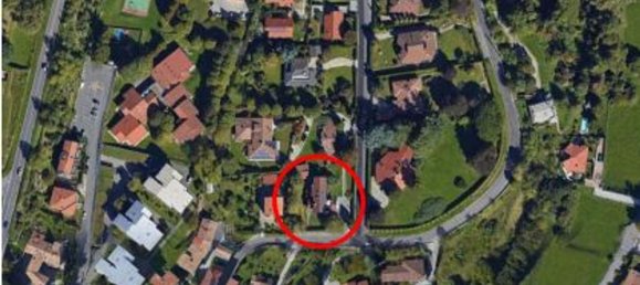 Квартира с 7 комнатами в Эрба, Италия № 3929 4