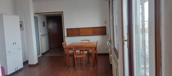 3-salle Penthouse à Parma, Italy No. 39433 6