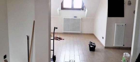 4-Zimmer Wohnung in Voghera, Italy, Nr. 79866 7