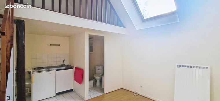 Studio in Villiers-Adam, France, Nr. 355223