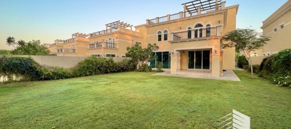 Вилла с 4 спальнями в Jumeirah Park, ОАЭ № 18564 22