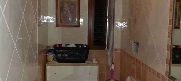 5 rooms Apartment in Rome, Italy No. 200394 6