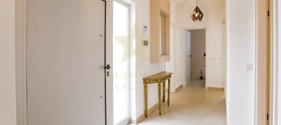 4 bedrooms House in Quarteira, Portugal No. 111677 2